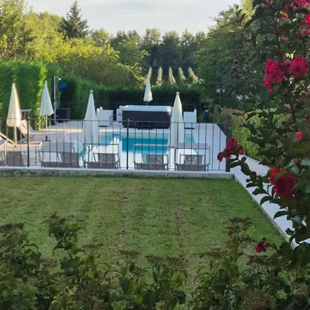 Frühstückspension Gardaworld 3*